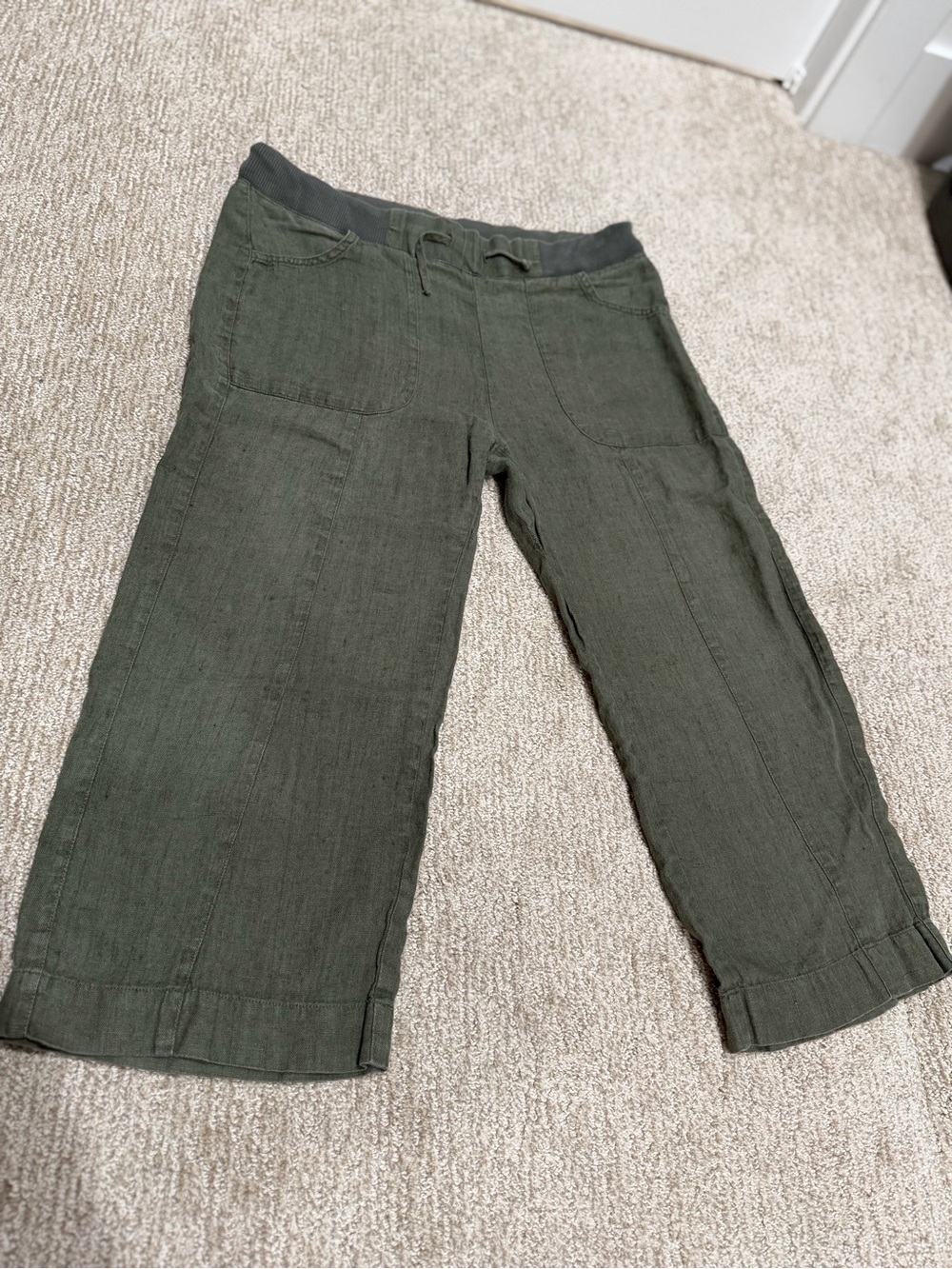 Chico's Olive Green Linen Wide Leg Capris